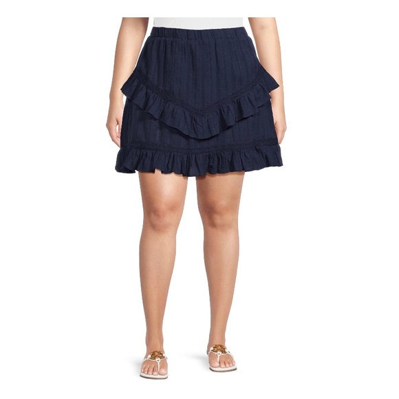 Time and Tru Women’s Lace Inset Puff Long Sleeve top with Matching Mini Skirt - Picture 6 of 9